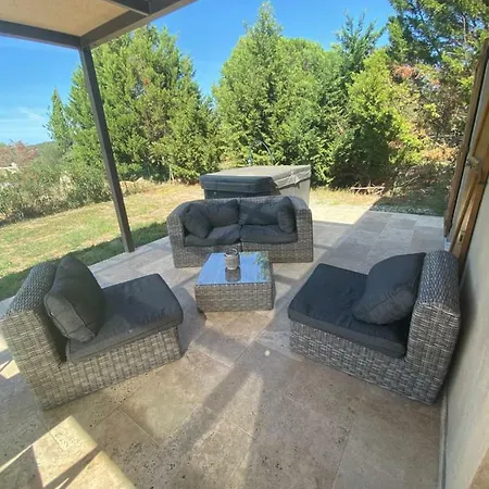 Calisti Holiday home